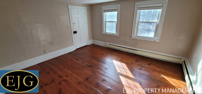 Foto del edificio - 389 Pleasant St