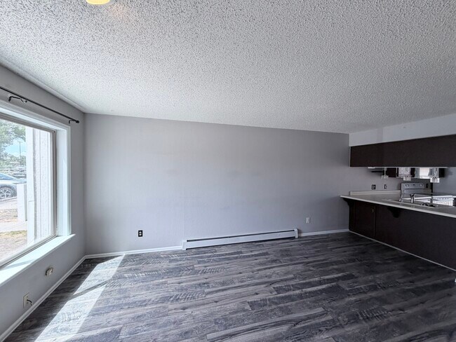 Foto del edificio - 1305 Wellington Ave