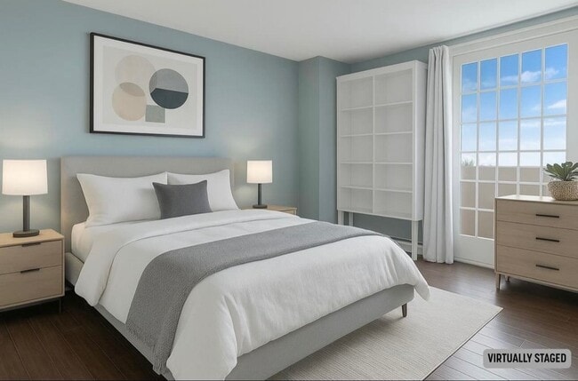 Building Photo - 100 Shearwater Ct E