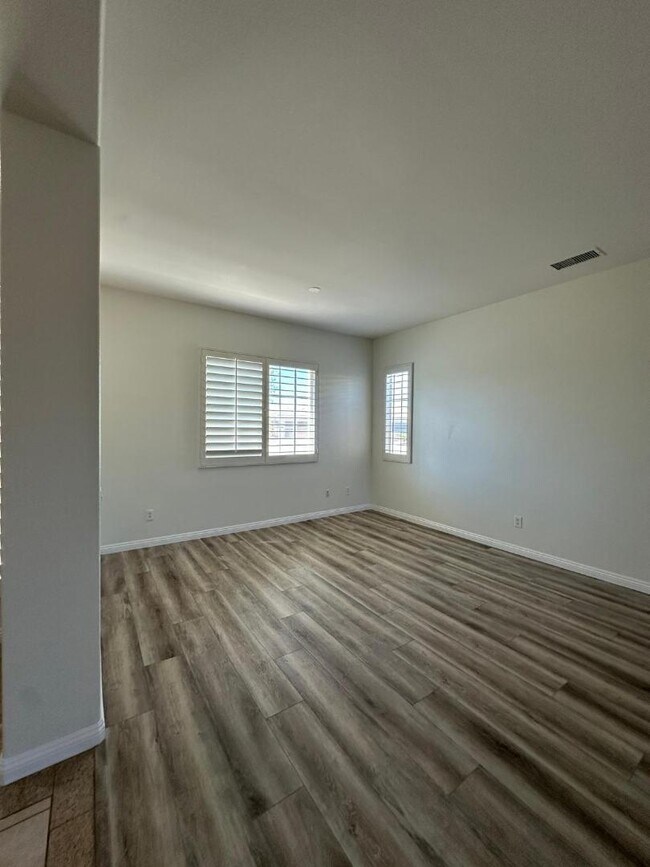 Foto del edificio - 110 Francesca Ct