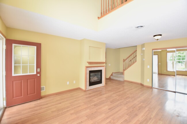 Building Photo - 411 Wilderness Dr