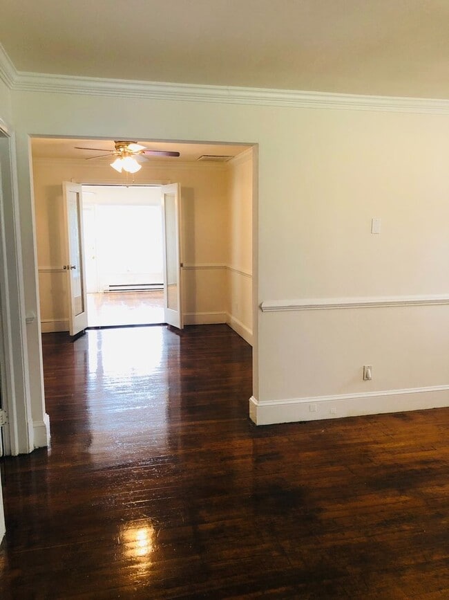 Building Photo - Adorable 3 bdrm/1.5 bath Home on a Corner Lot Across From Belmont Golf Course in Lakeside!