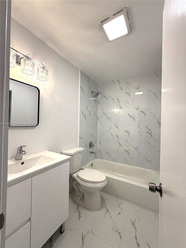 Foto del edificio - 1185 SW 16th Ave