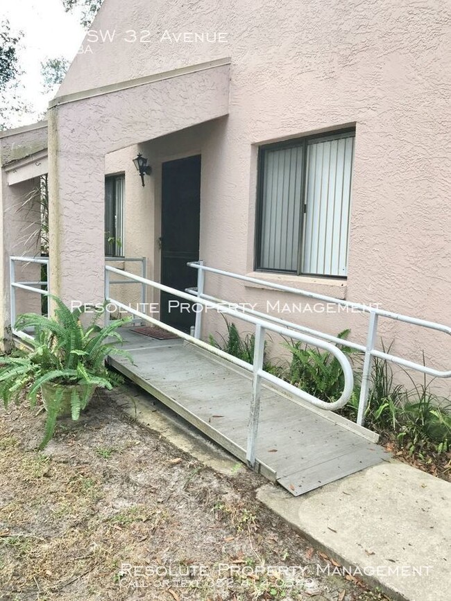 Foto del edificio - 2BR / 2BA Condo - Paddock Oaks