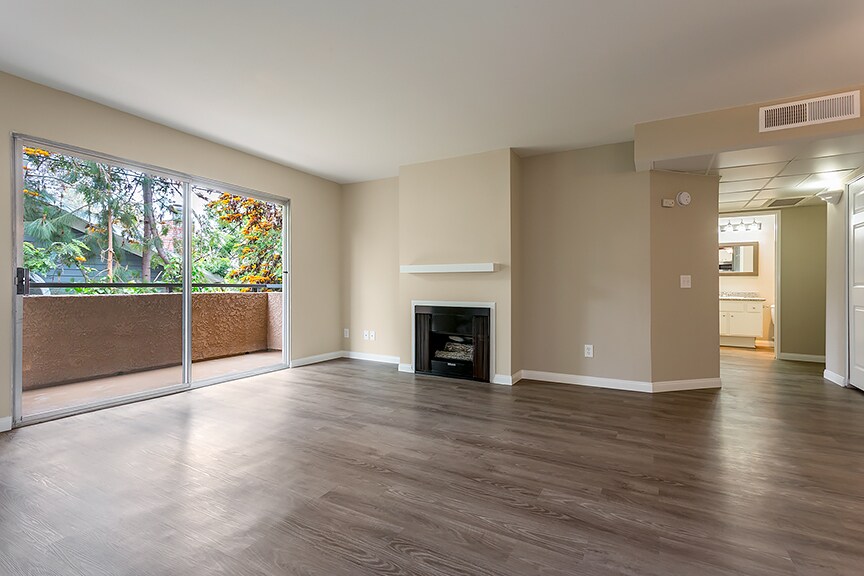 Foto principal - 12420 Woodgreen St