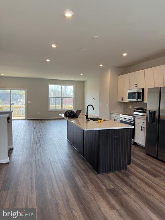 Foto del edificio - 7715 Harlow Cir