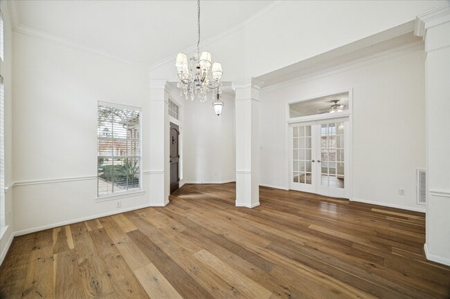 Foto del edificio - 1523 Orchard Park Dr