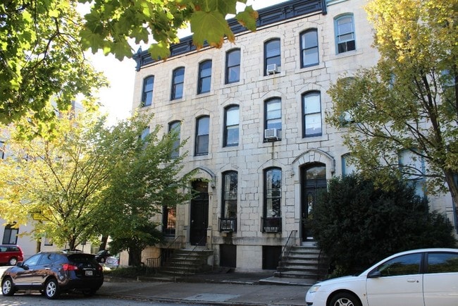 Building Photo - 1600 Park Ave