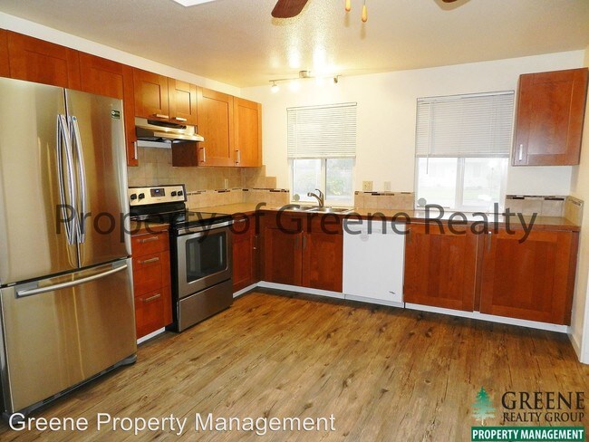 Building Photo - 4 br, 2 bath House - 1115 Middle St SE