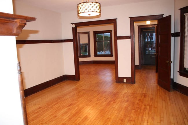 Building Photo - 2649 N Humboldt Blvd
