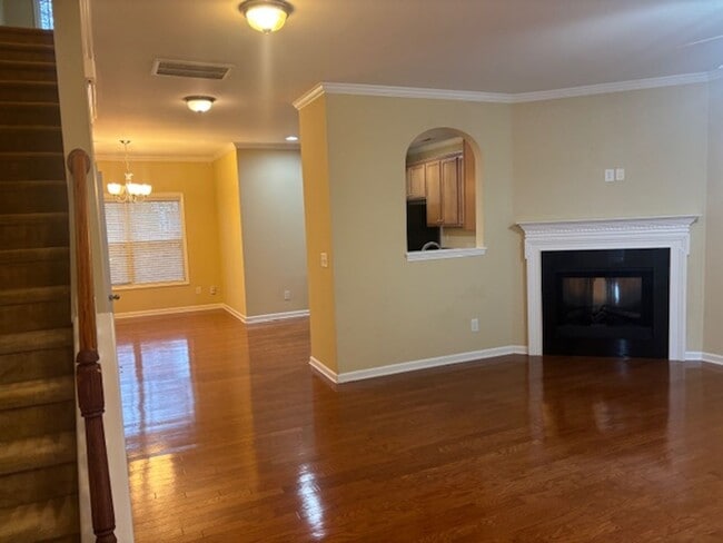 Photo - 705 Keystone Park Dr House