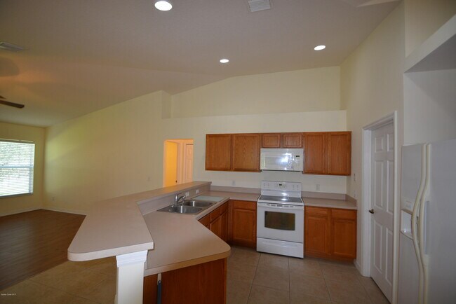 Foto del edificio - 2861 Emerson Dr SE