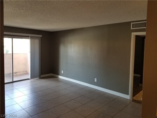 Foto del edificio - 1515 E Reno Ave