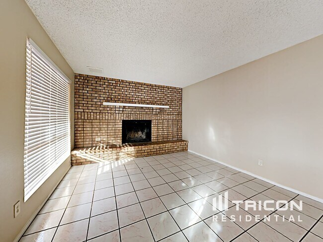 Foto del edificio - 3032 N 79th Ln