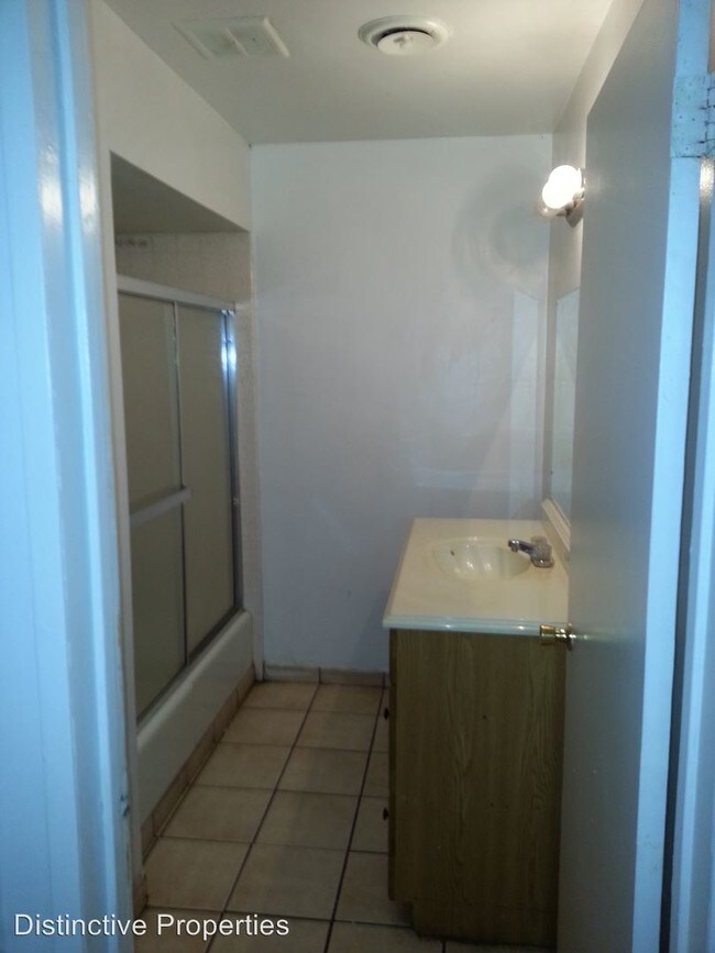 Foto del edificio - 1108 Monterey St