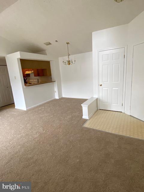 Building Photo - 203 Oak Leaf Cir