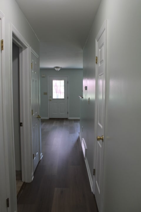 Hallway to front door - 553 Gordon Rd