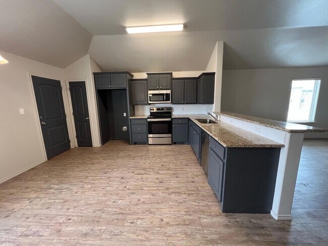 Building Photo - 1104 Preston Trails