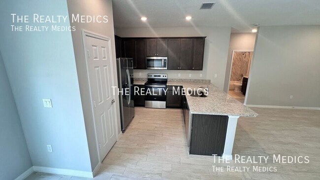 Foto del edificio - 712 Gibbons Rd SW