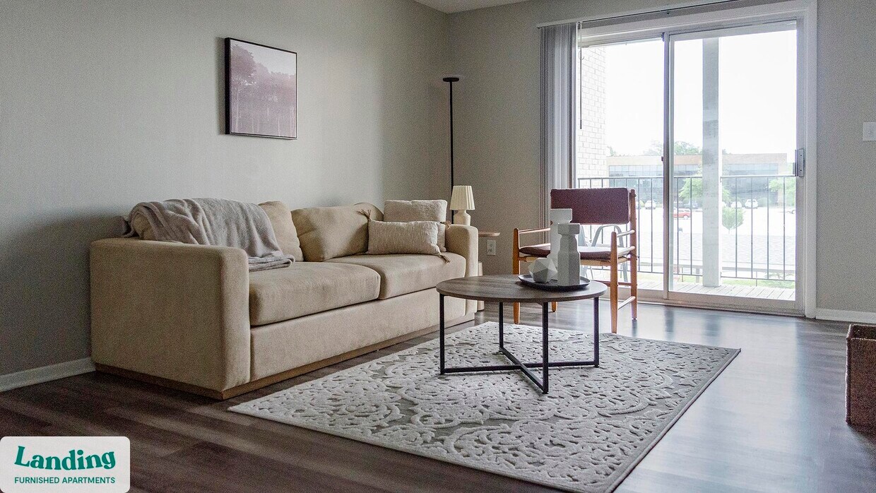 Foto principal - 8850 River Bend Pkwy
