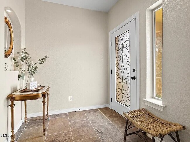 Foto del edificio - 5525 Valley Cedar Dr