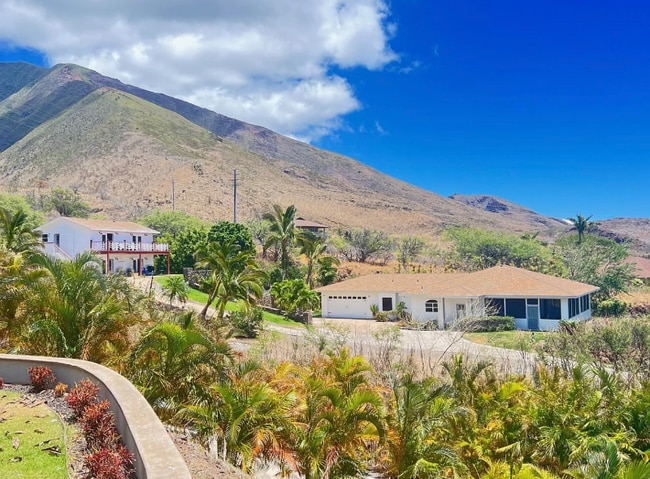 Building Photo - 118 E Huapala Pl