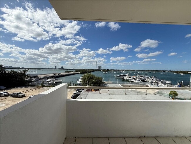 Photo - 7904 West Dr Townhome