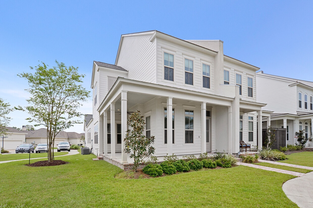 2032 Perennial Ln, Baton Rouge, LA 70810 Townhome Rentals in Baton
