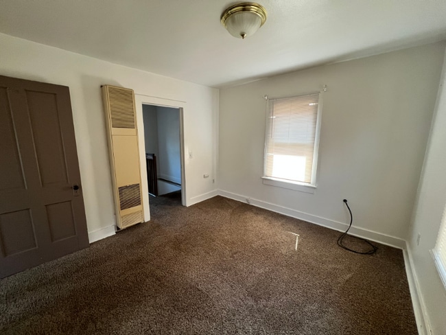 Photo - 17 Fountain Pl House