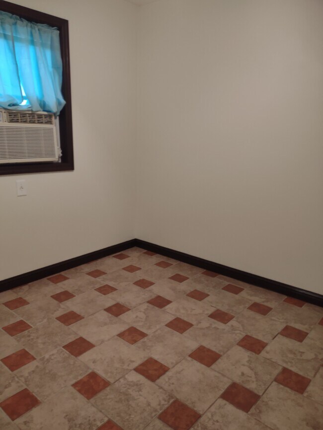 356 W 9th St, Cookeville, TN 38501 Apartments in Cookeville, TN