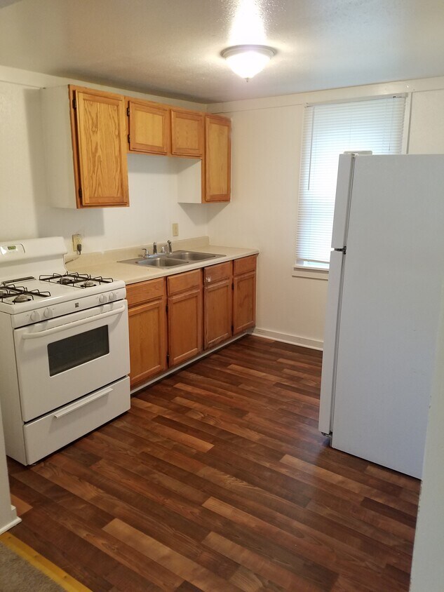 Primary Photo - 207 7th St