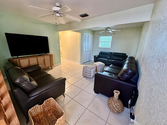 Building Photo - 1292 Nettles Blvd