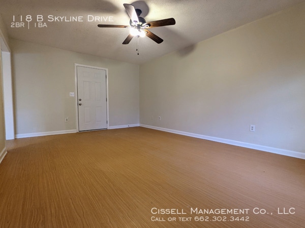 Foto del edificio - 118B Skyline Dr.