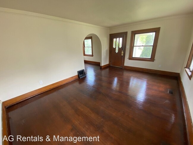 Building Photo - 3 br, 1.5 bath House - 710 E Rudisill Blvd