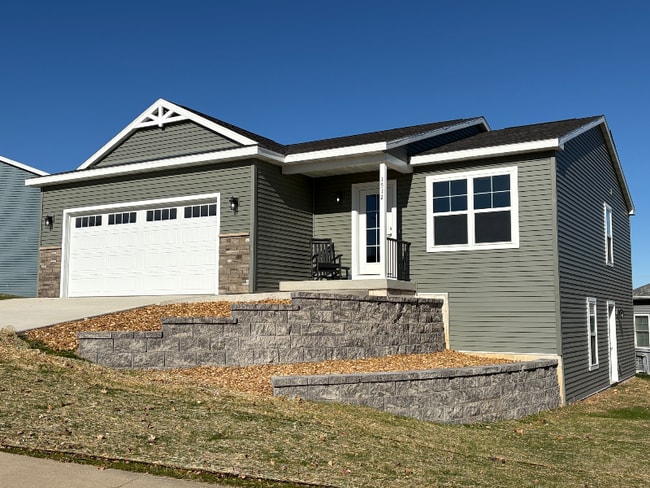 Building Photo - 1512 Wedgewood Dr