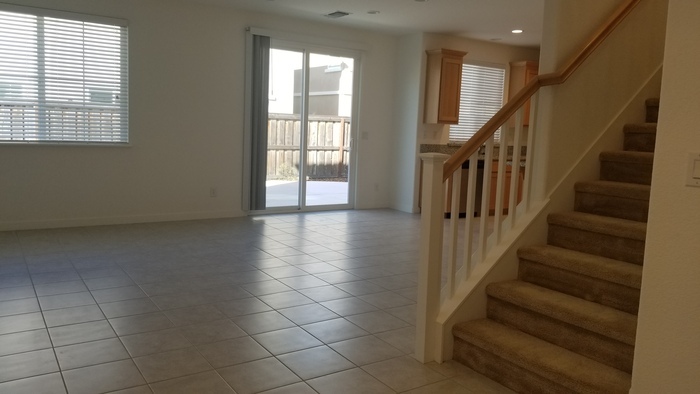 Foto principal - Beautiful New Home For Rent in Roseville!