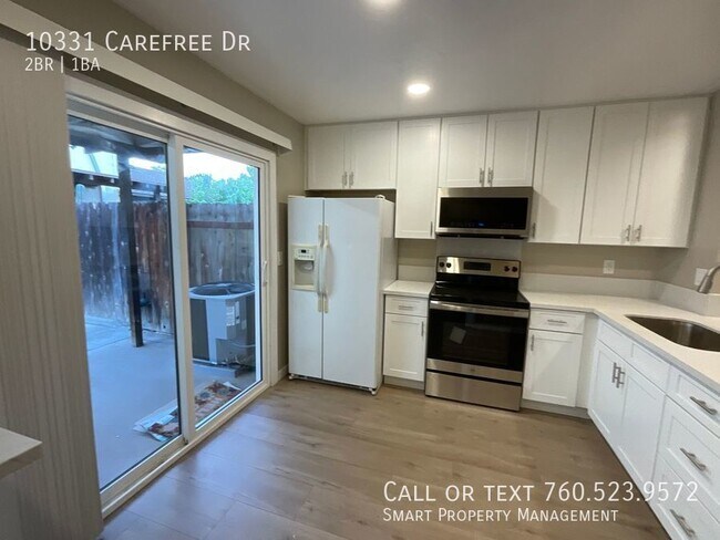 Building Photo - Great Santee Town home! 2 Bedroom/ 1 Bathr...