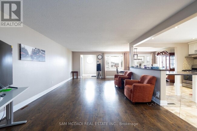 Building Photo - 9747 RR 20