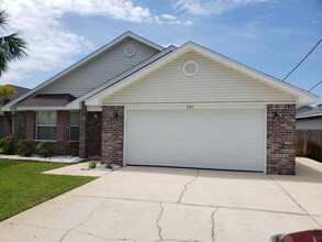 Building Photo - 771 Pearl Sand Dr