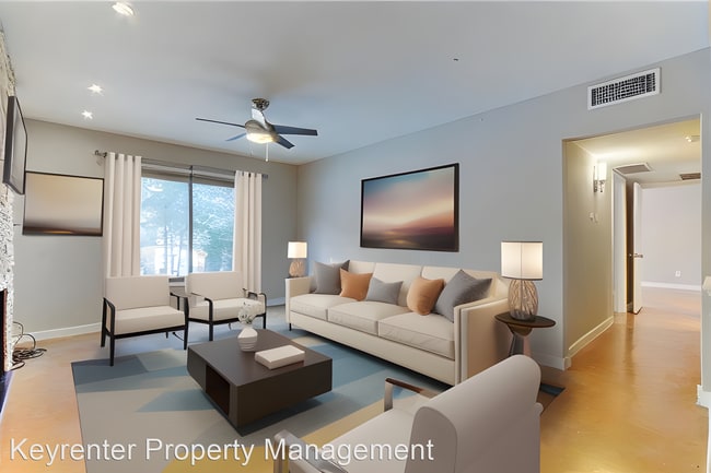 Building Photo - 2 br, 1 bath House - 505 W 7th St #116
