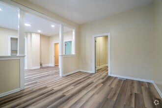 Building Photo - 86 Hawley St