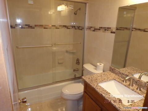 Foto del edificio - 4437 W 82nd St