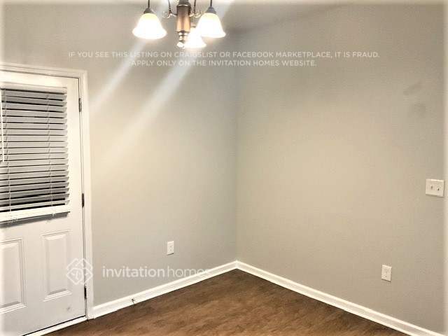 Foto del edificio - 3165 Franklin St
