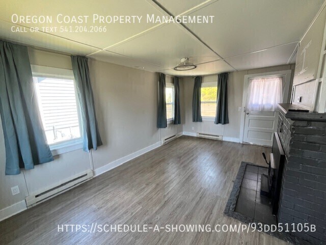 Foto del edificio - 3039 NW Oar-