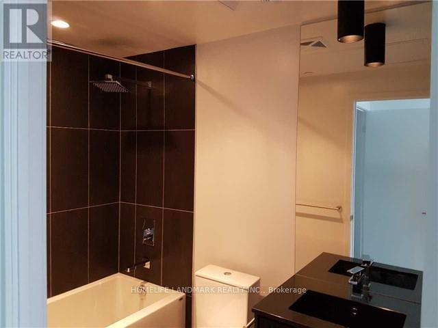 Photo du bâtiment - 70 Temperance St