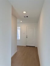 Building Photo - 6115 Sunburst Scarlet St