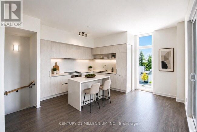 Building Photo - 12 David Eyer Rd