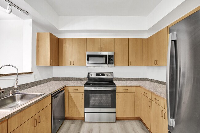Foto del edificio - 533 NE 3rd Ave