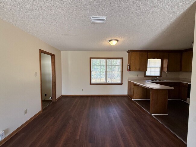 Building Photo - 3BD/1B Home Close to Downtown Valdosta!