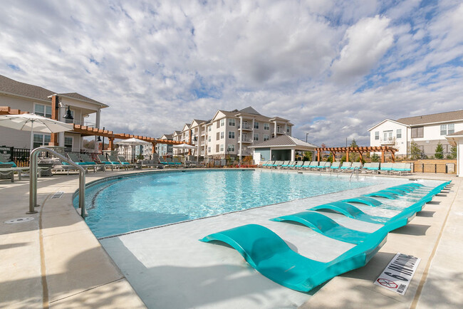 Foto del edificio - Gibson Flowery Branch Apartments